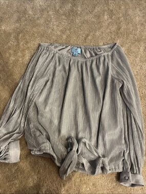CeCe Silver Shimmer Elastic Waist Pleated Skirt